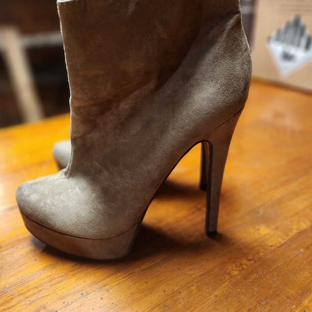 Heeled Booties - Picture 2 of 4